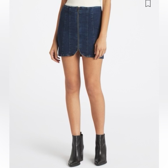 We The Free Dresses & Skirts - NWT We The Free Free People Women’s Layla Denim Zip-Front Mini Skirt - Size 6